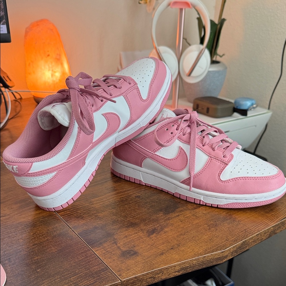 LIKE NEW Nike Women's Dunk Low Elemental Pink Sz 7.5